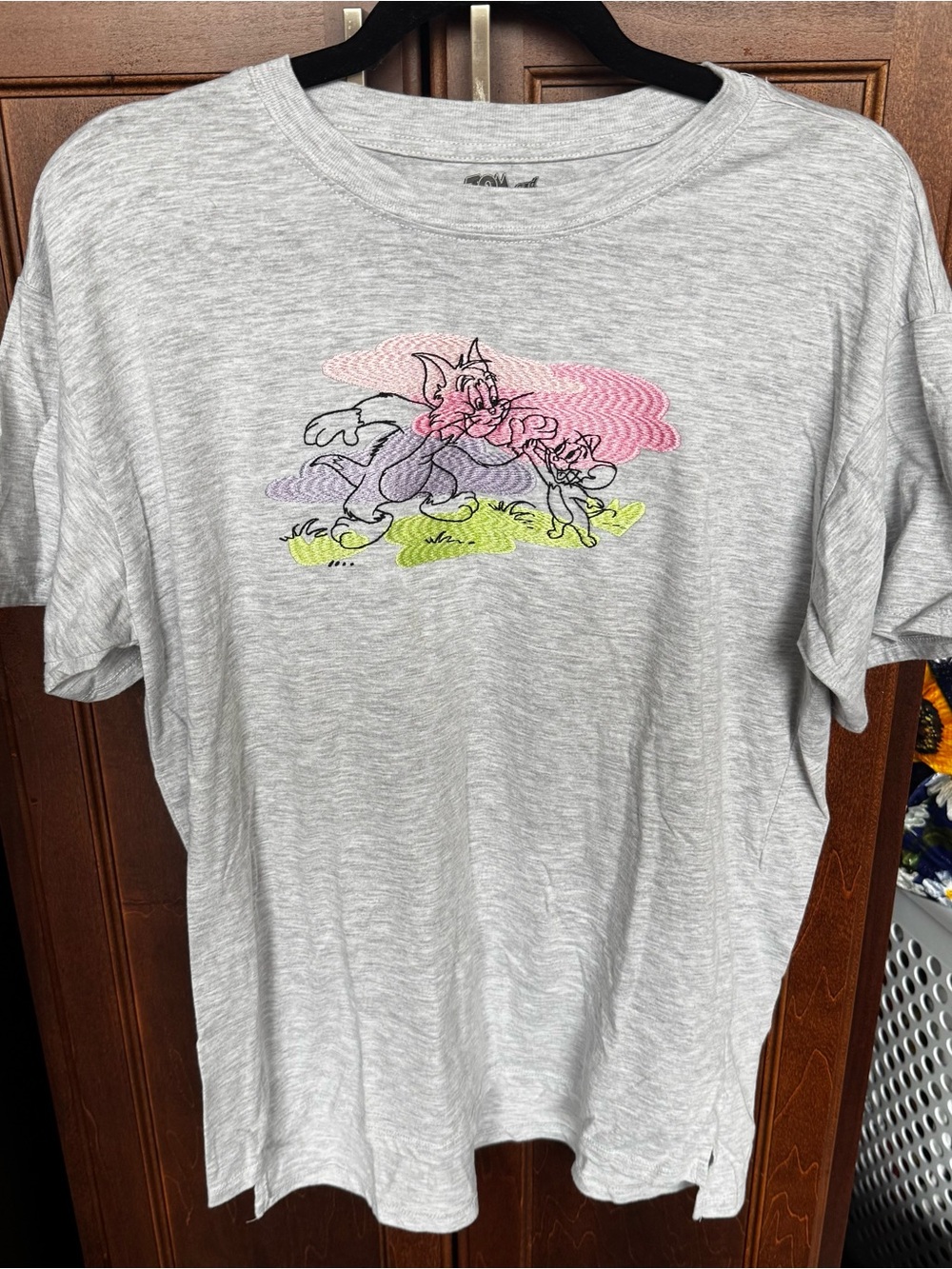 Tom and Jerry Gray Embroidered Graphic Short Sleeve T-Shirt Size M (8-10)